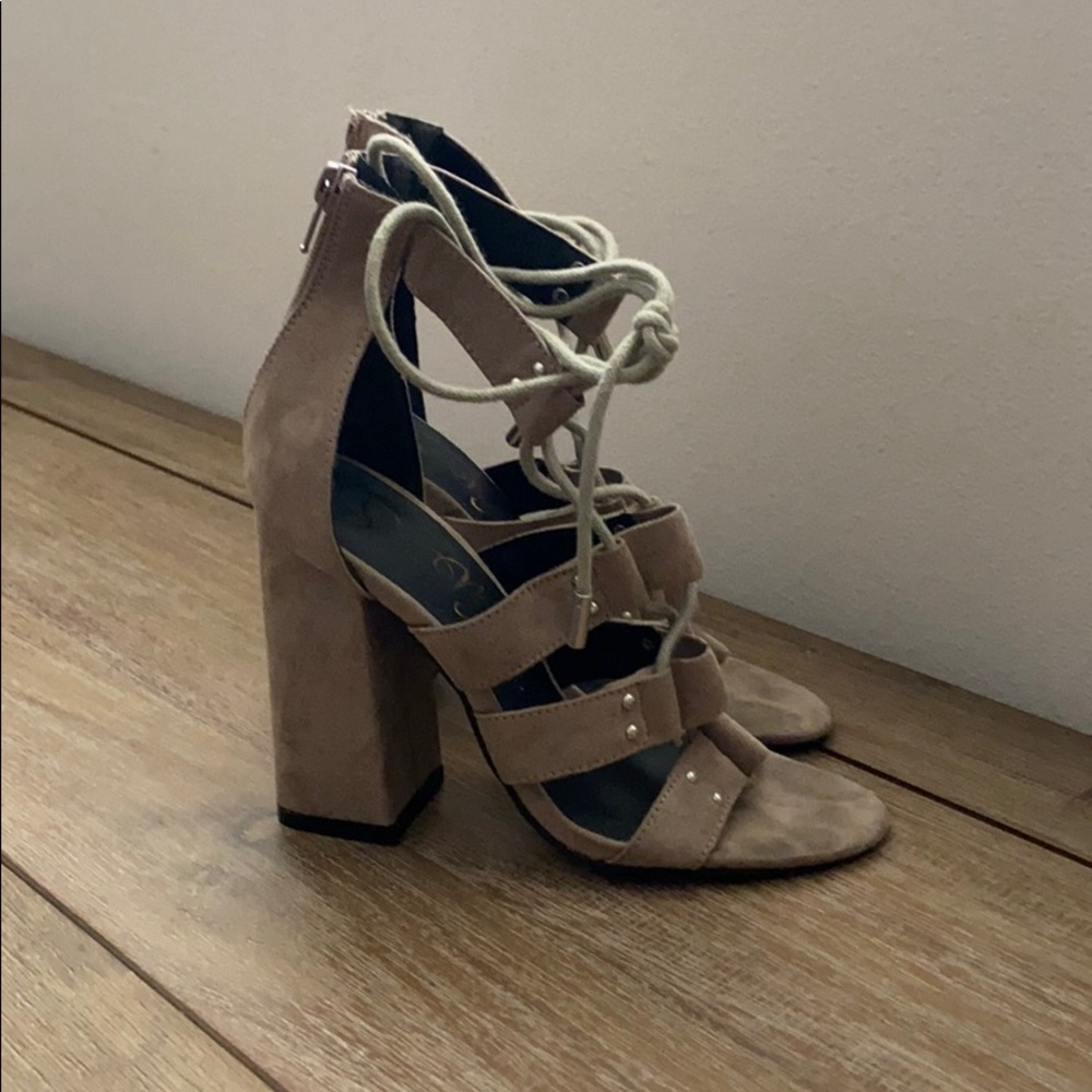 Sandal heels